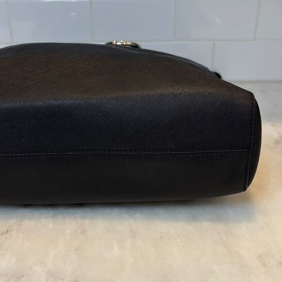 Michael Kors Jet Set Tall Travel Tote Bag - Picture 6 of 16